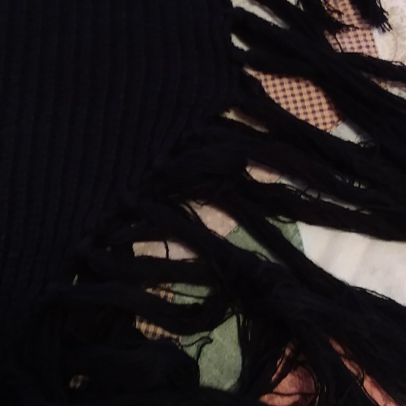 Winter Poncho - Picture 3 of 4